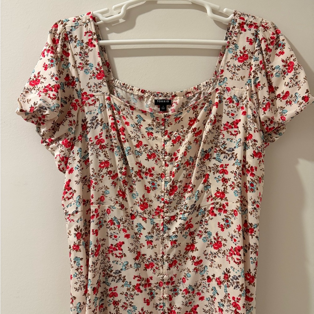 torrid Cream Floral Peplum Blouse